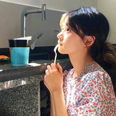 附身符 海报