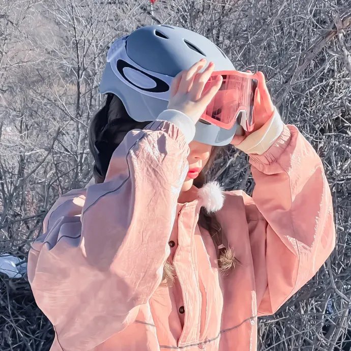 我的女神室友斗娜 海报