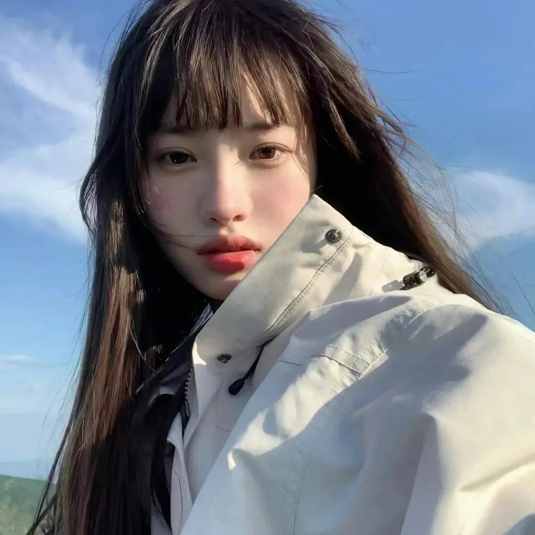 踉跄女孩 海报